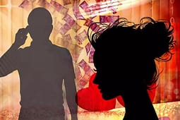 హైదరాబాద్లో ‘హనీట్రాప్’ షాక్ కొనసాగుతోంది! గోల్కొండ కేసులో 5 మంది నిందితులు 2 రోజుల కస్టడీ.. , ఎవరు ఎవరు?